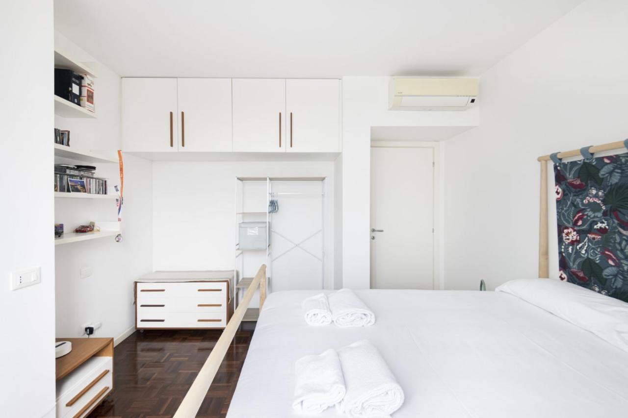 Easylife - Accogliente Dimora Con Balcone Apartment Milan Exterior photo