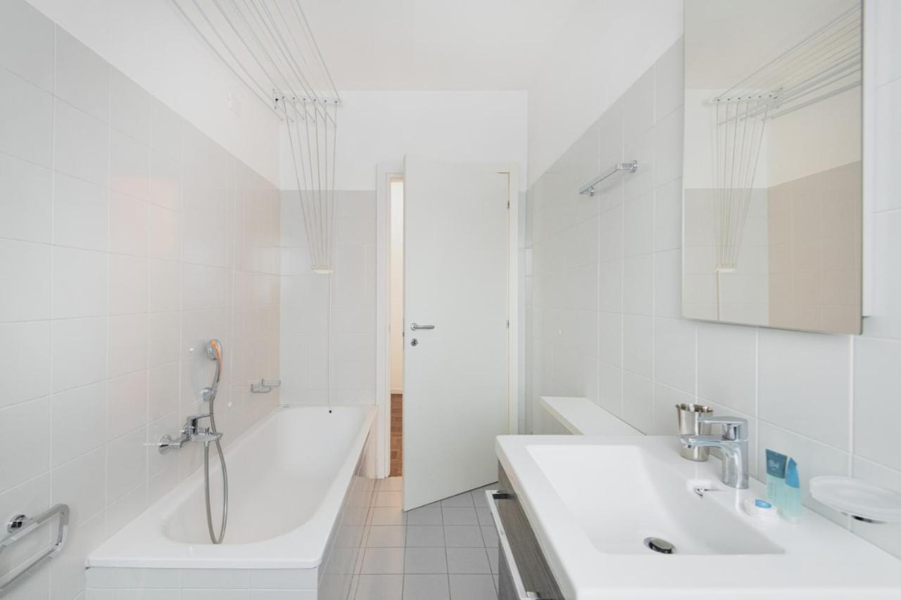 Easylife - Accogliente Dimora Con Balcone Apartment Milan Exterior photo