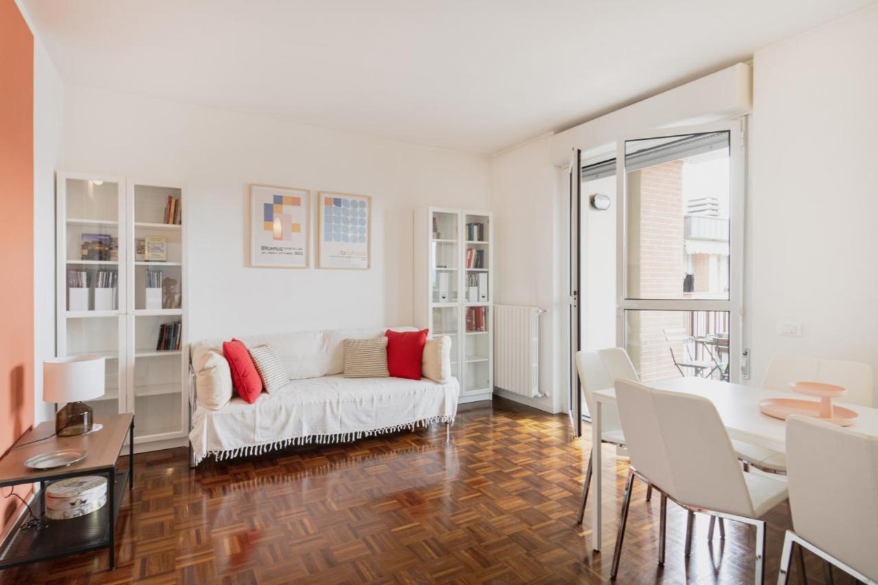 Easylife - Accogliente Dimora Con Balcone Apartment Milan Exterior photo